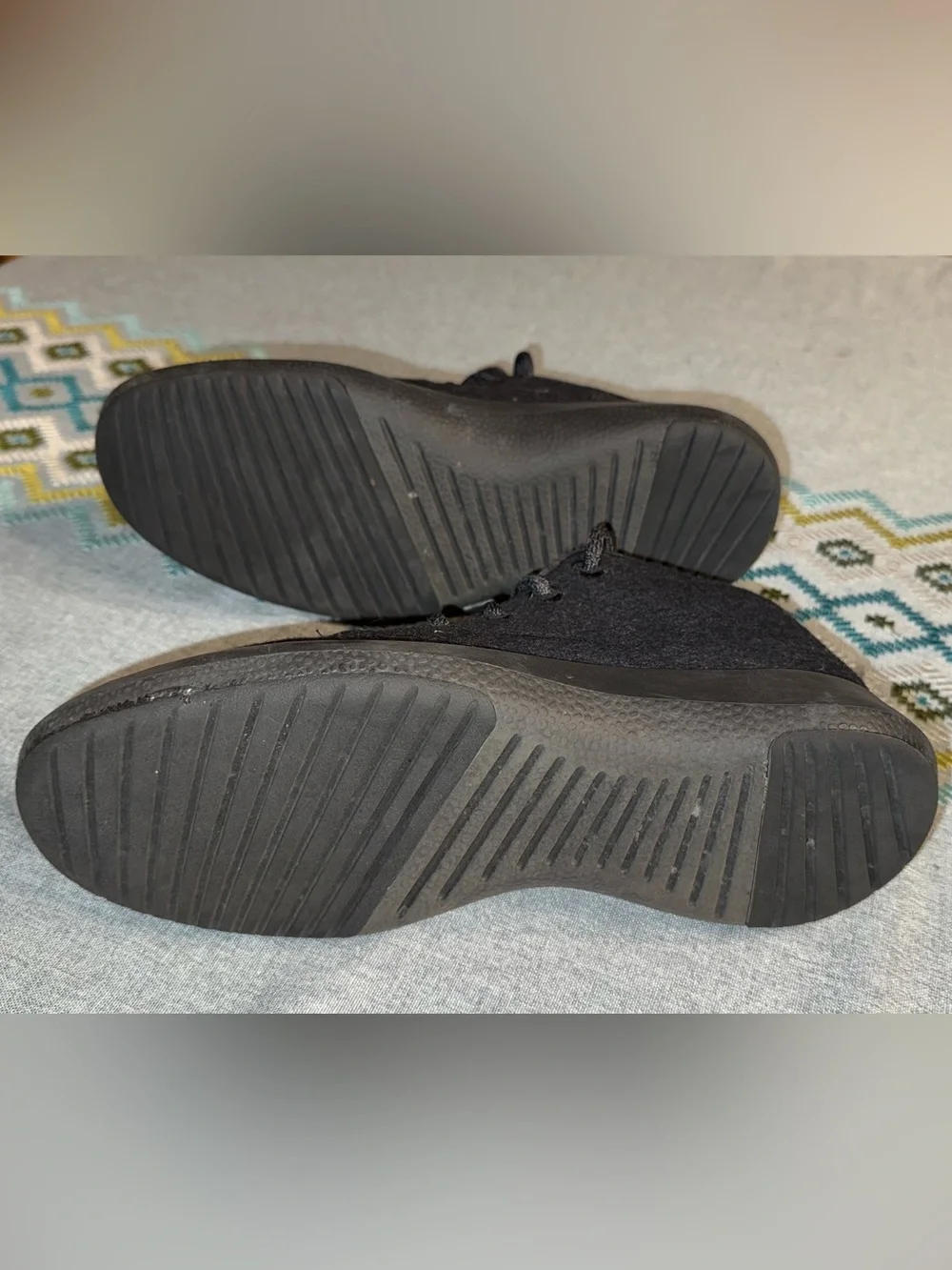 Allbirds Men’s Dark Grey Black Mesh Knit Lace-Up Sneakers Size 10 Casual Shoes